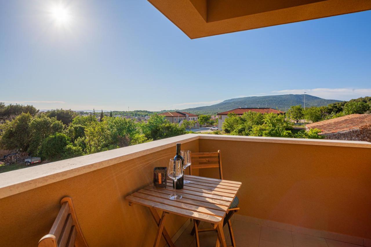 Apartment Leni Крес Екстериор снимка